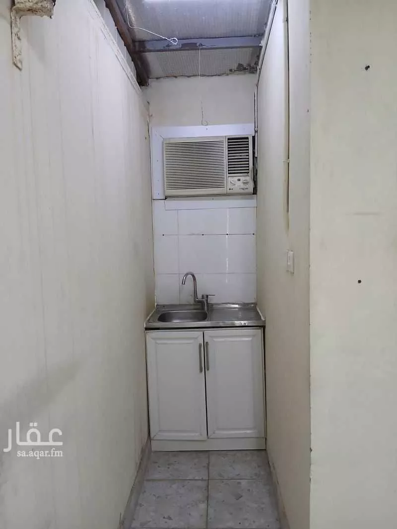 1 bedroom building in Al Rawdah, Riyadh 2