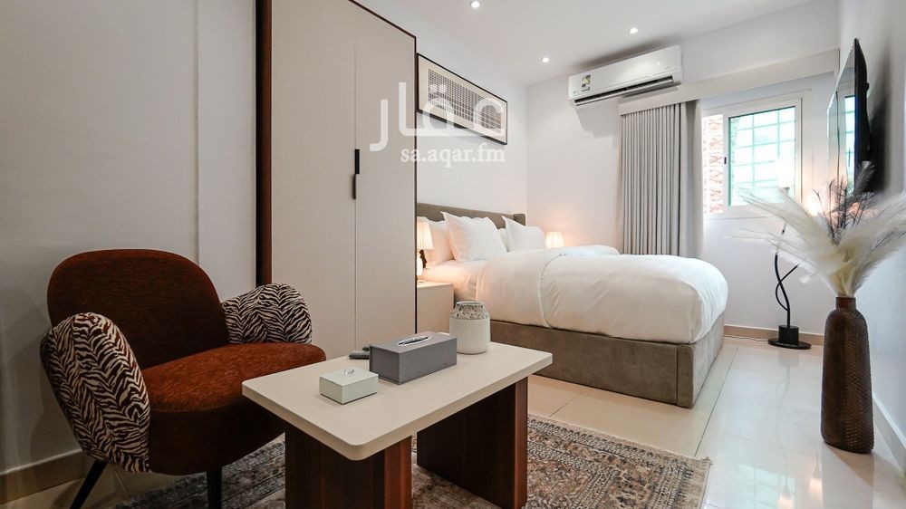 14 bedroom building in Al Malaz, Riyadh 25