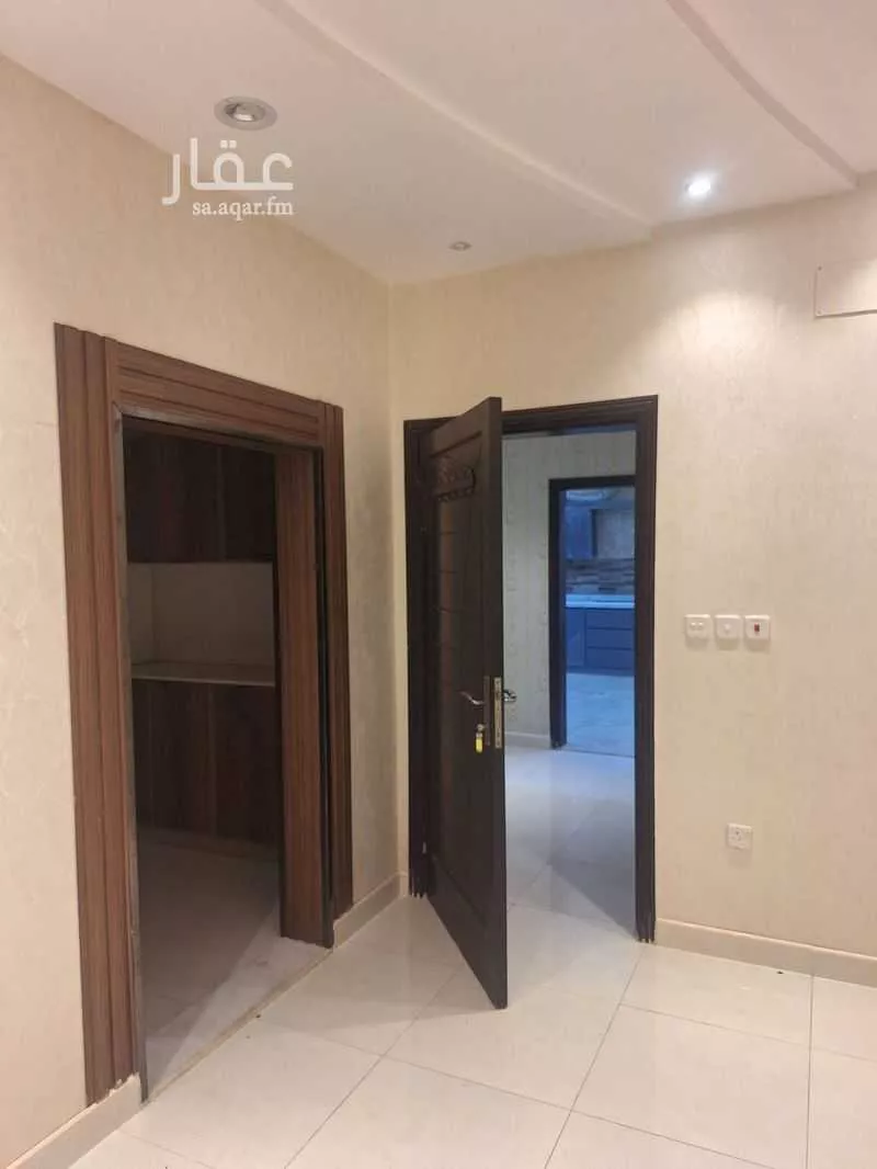 3 bedroom floor in Al Rahmaniyyah 11