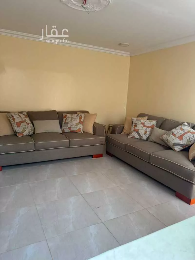 4 bedroom villa in Al Huwaylat, Eastern Province 9