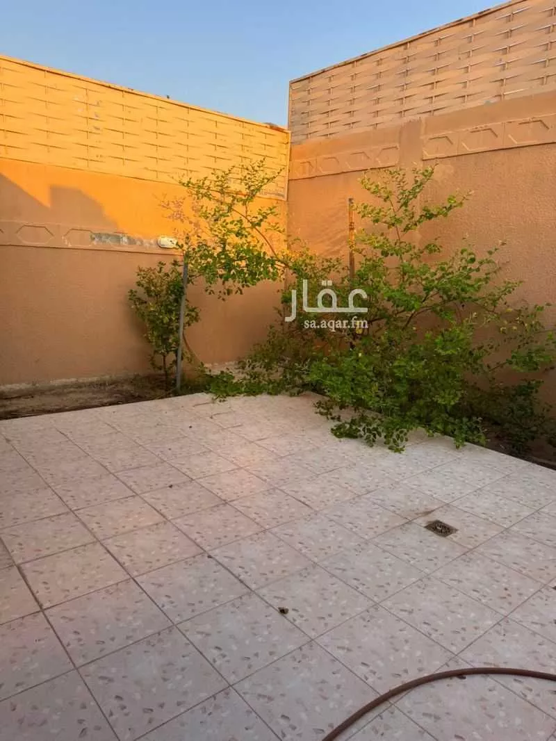 4 bedroom villa in Al Huwaylat, Eastern Province 4