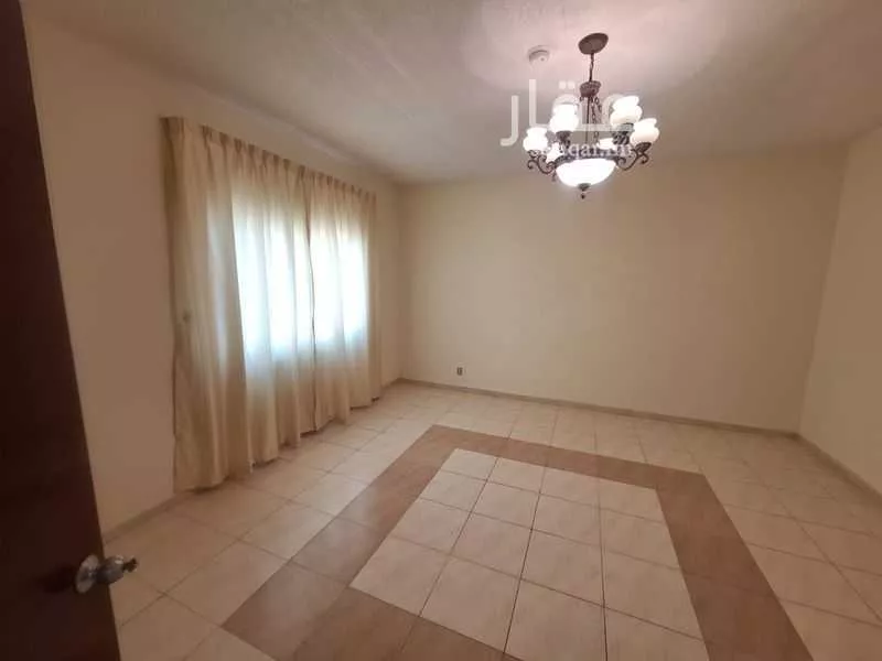 4 bedroom villa in Al Quds, Eastern Province 10