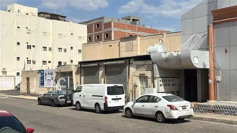 8 bedroom building in Bani Dhafar, Madinah 3
