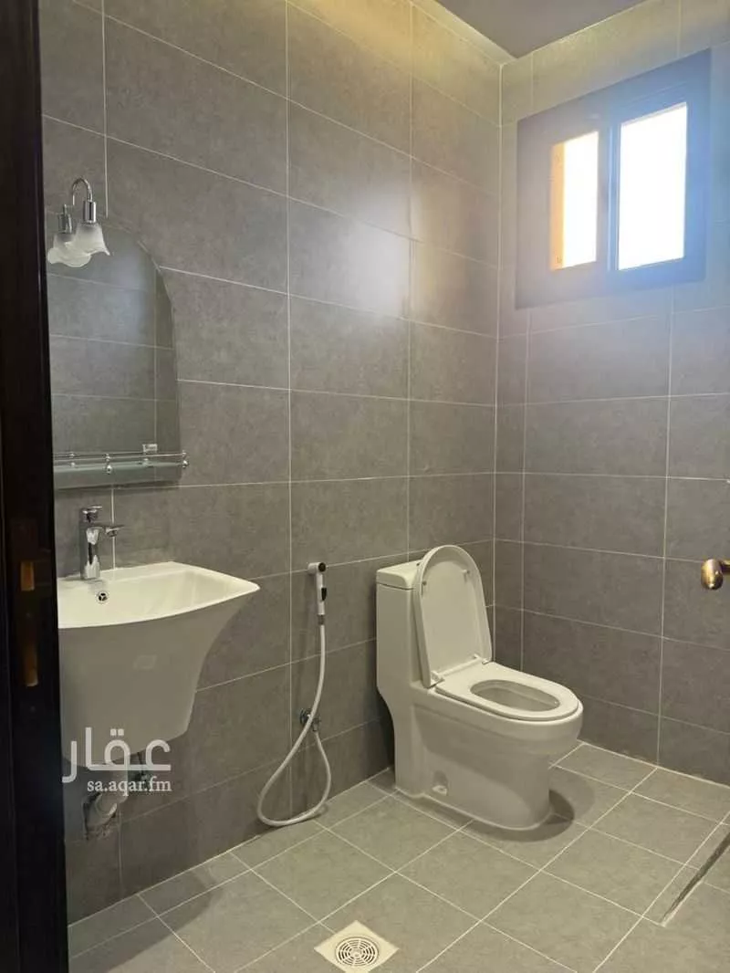 3 bedroom apartment in Al Falah 7