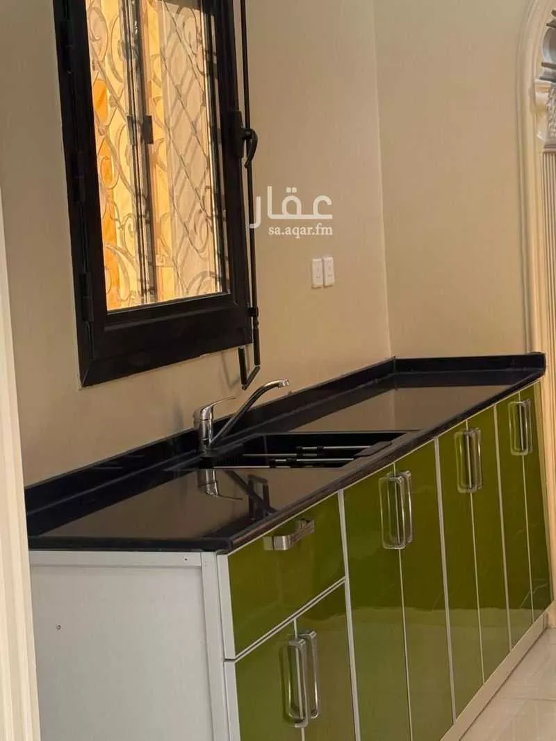 3 bedroom apartment in Al Falah 9