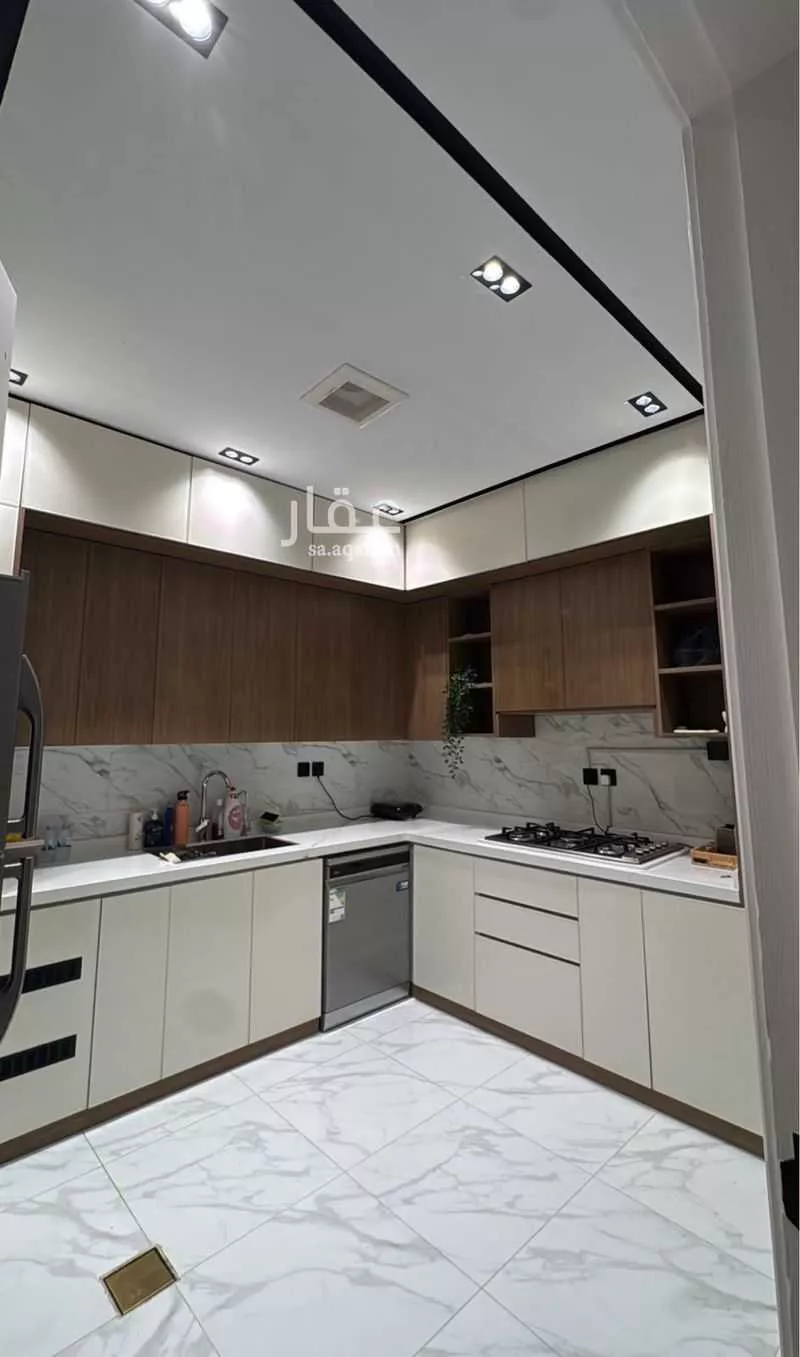 5 bedroom apartment in Al Ajwad, Jeddah 6