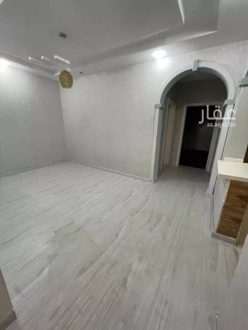 3 bedroom apartment in Al Wahah, Jeddah 8