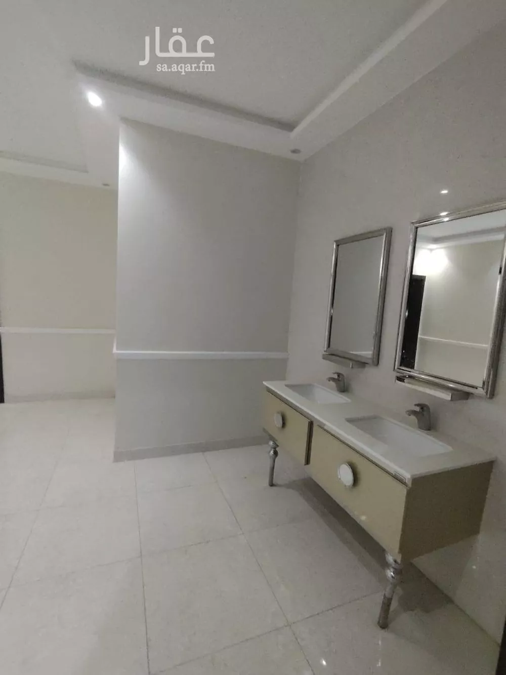 3 bedroom villa in Az Zomorod, Jeddah 7