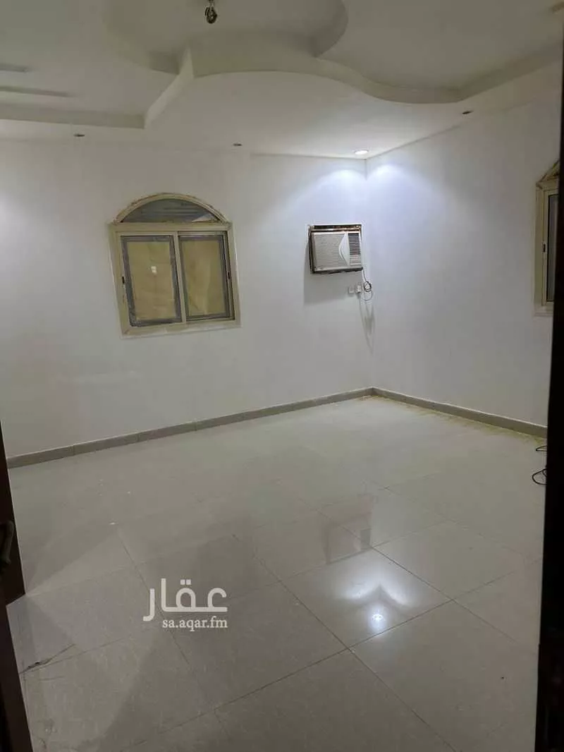5 bedroom apartment in Al Hamdaniyah 8