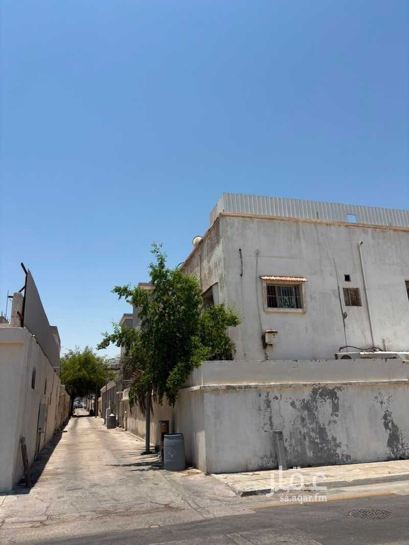 villa in Abdullah Fuad, Eastern Province 11