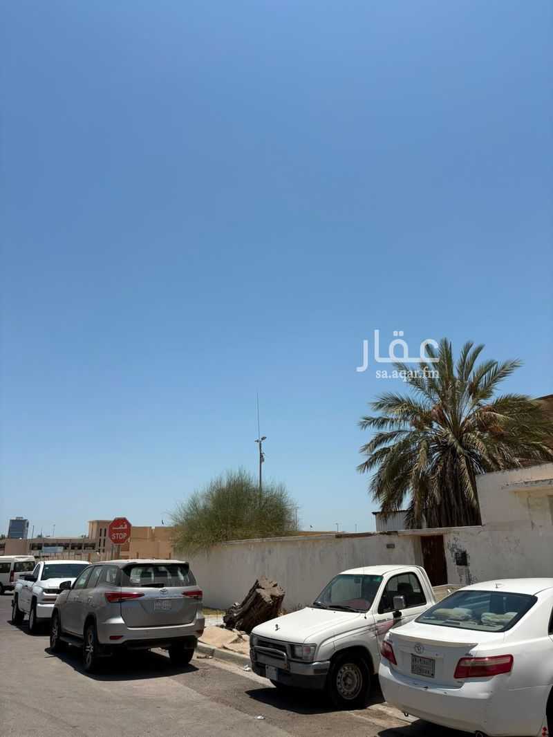 villa in Abdullah Fuad, Eastern Province 8