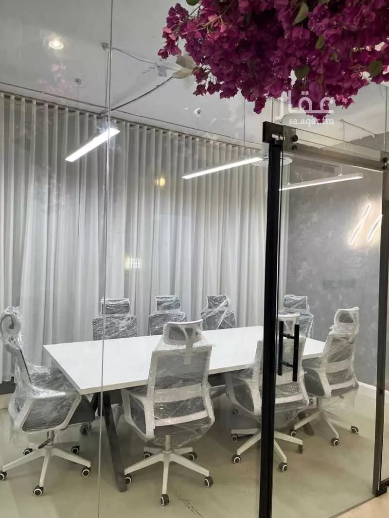 5 bedroom office in Al Yarmouk, Riyadh 3