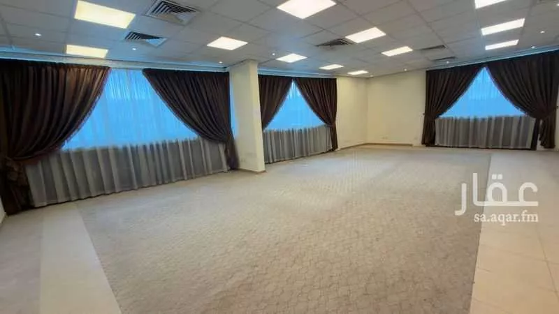 40 bedroom office in Al Wizarat, Riyadh 4