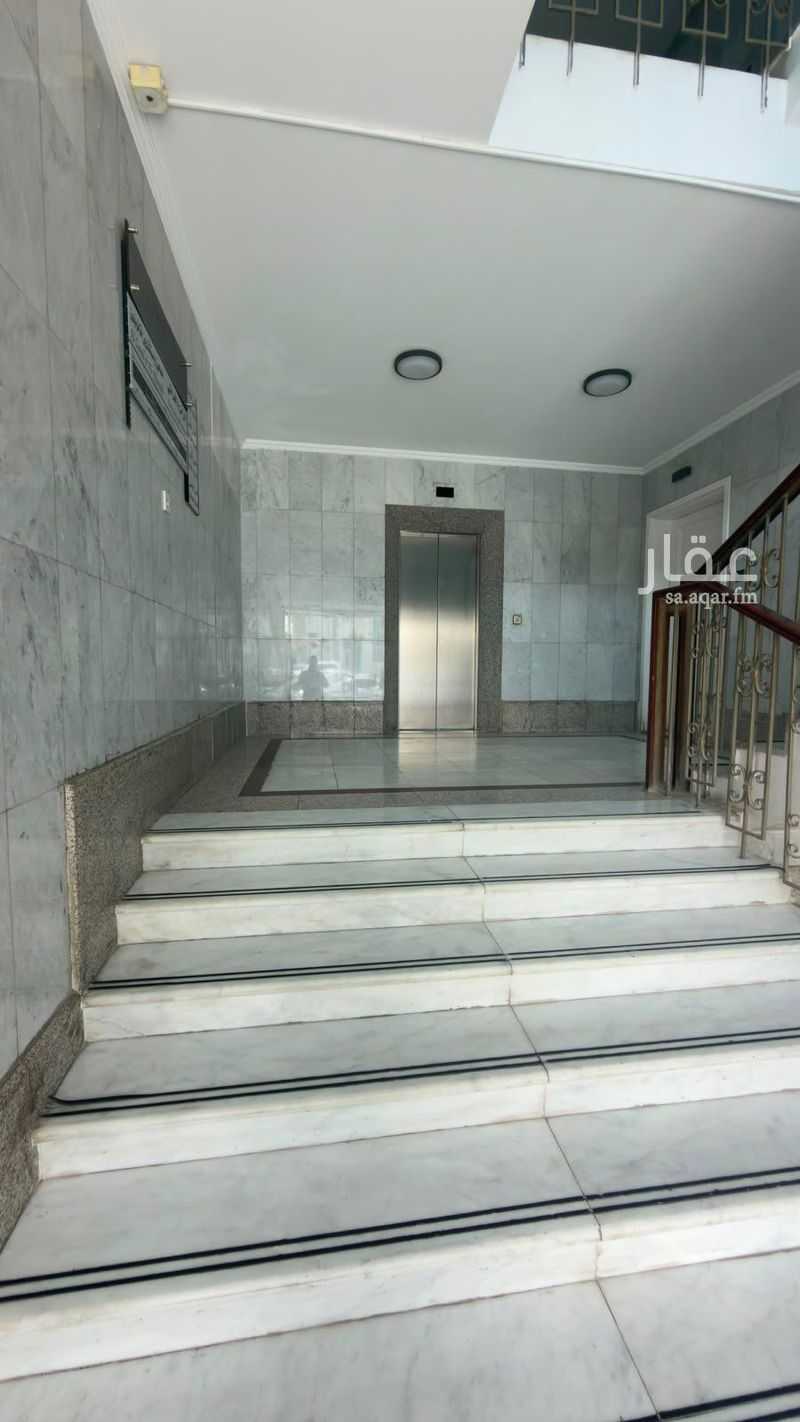 40 bedroom office in Al Wizarat, Riyadh 3