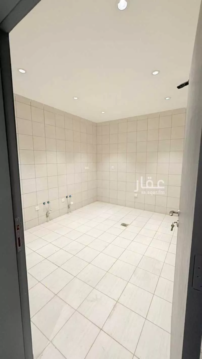 4 bedroom apartment in Al Wahah, Jeddah 12