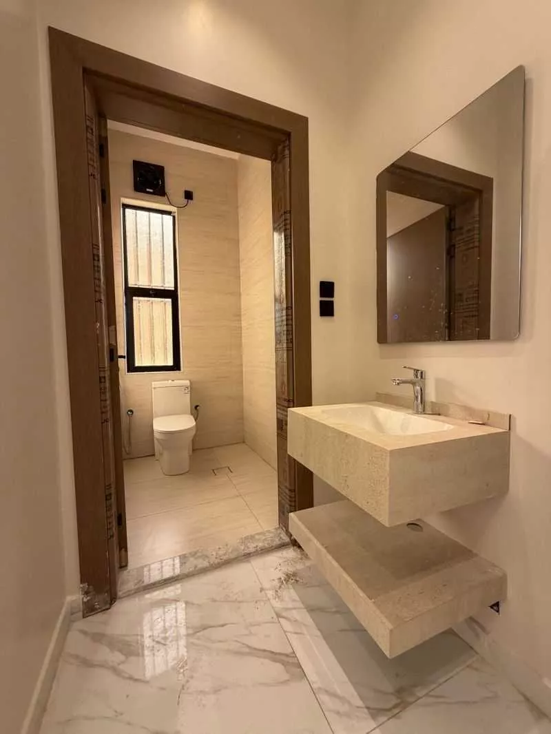3 bedroom apartment in Al Rabwa, Jeddah 2