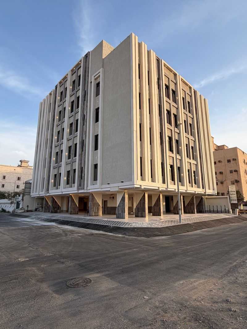 3 bedroom apartment in Al Rabwa, Jeddah 5