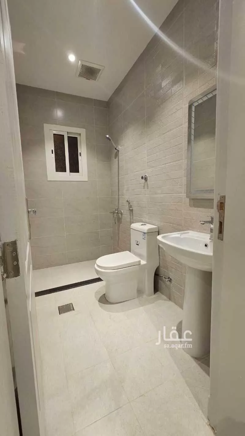 5 bedroom apartment in Um Hableen, Jeddah 6