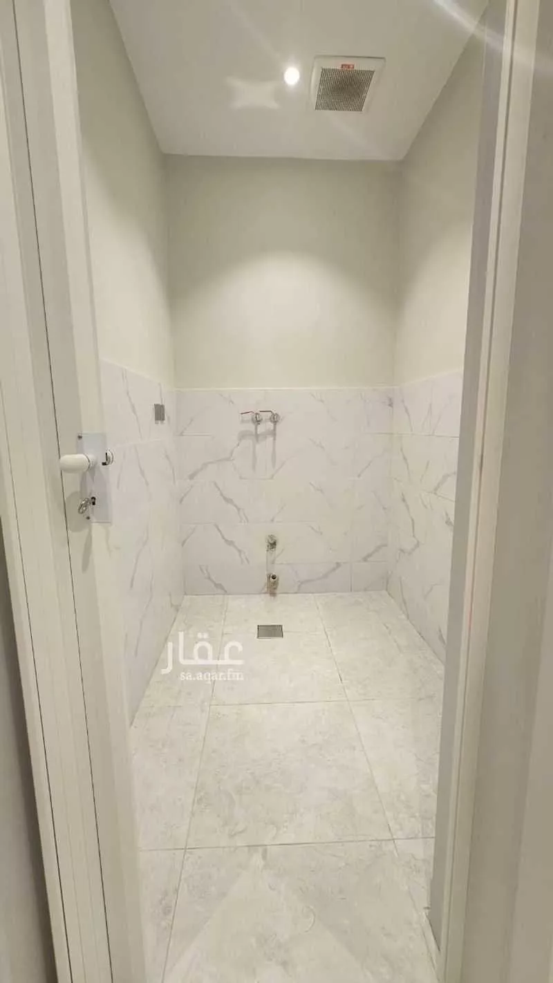 5 bedroom apartment in Um Hableen, Jeddah 14