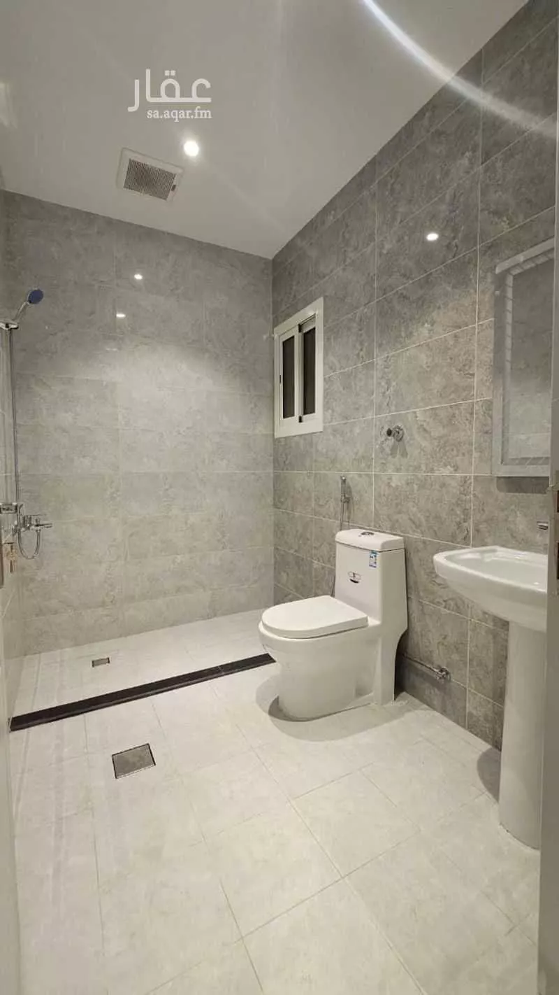 5 bedroom apartment in Um Hableen, Jeddah 9