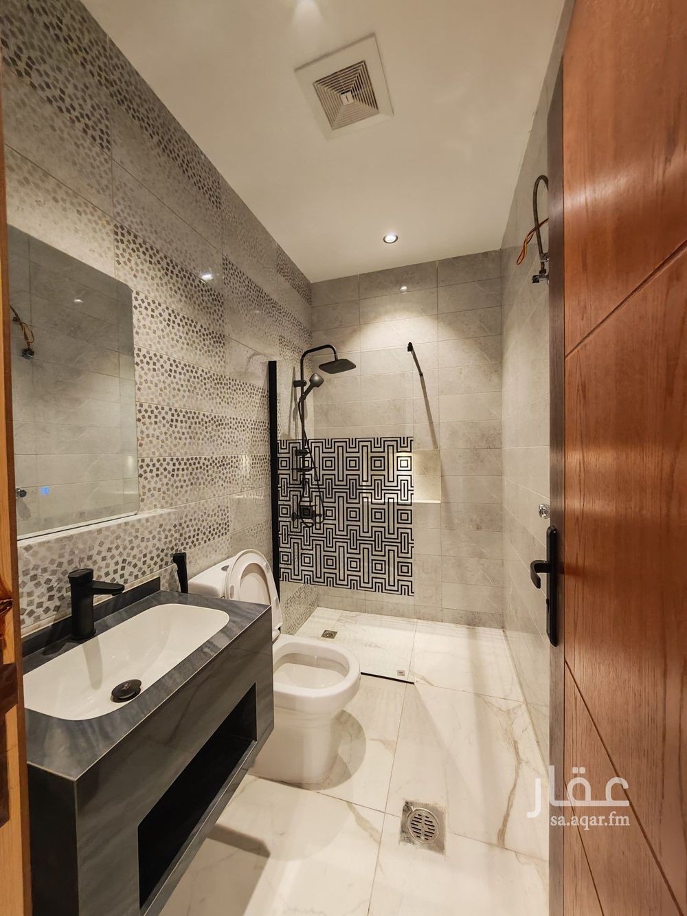 5 bedroom apartment in Al Safa, Jeddah 12