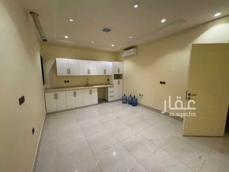 3 bedroom apartment in Al Ghadir, Riyadh 6