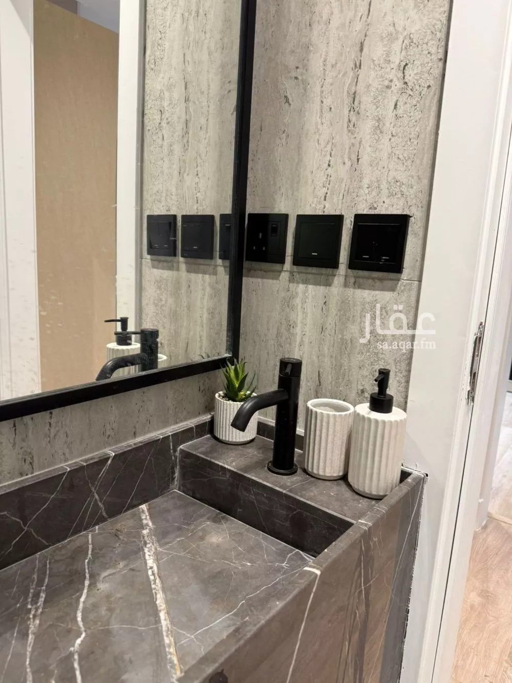 3 bedroom apartment in Hittin, Riyadh 4