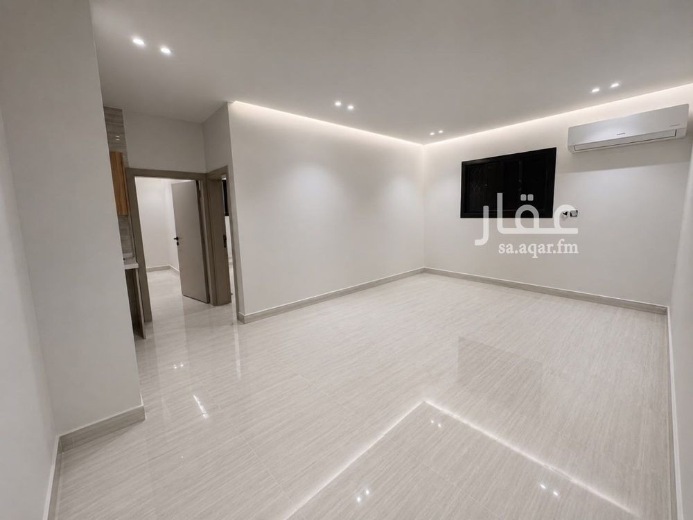 3 bedroom apartment in Shubra, Riyadh 3