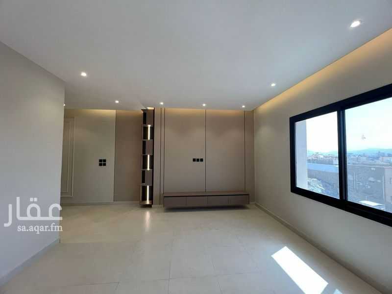 3 bedroom apartment in Al Shawqiyyah, Makkah 9
