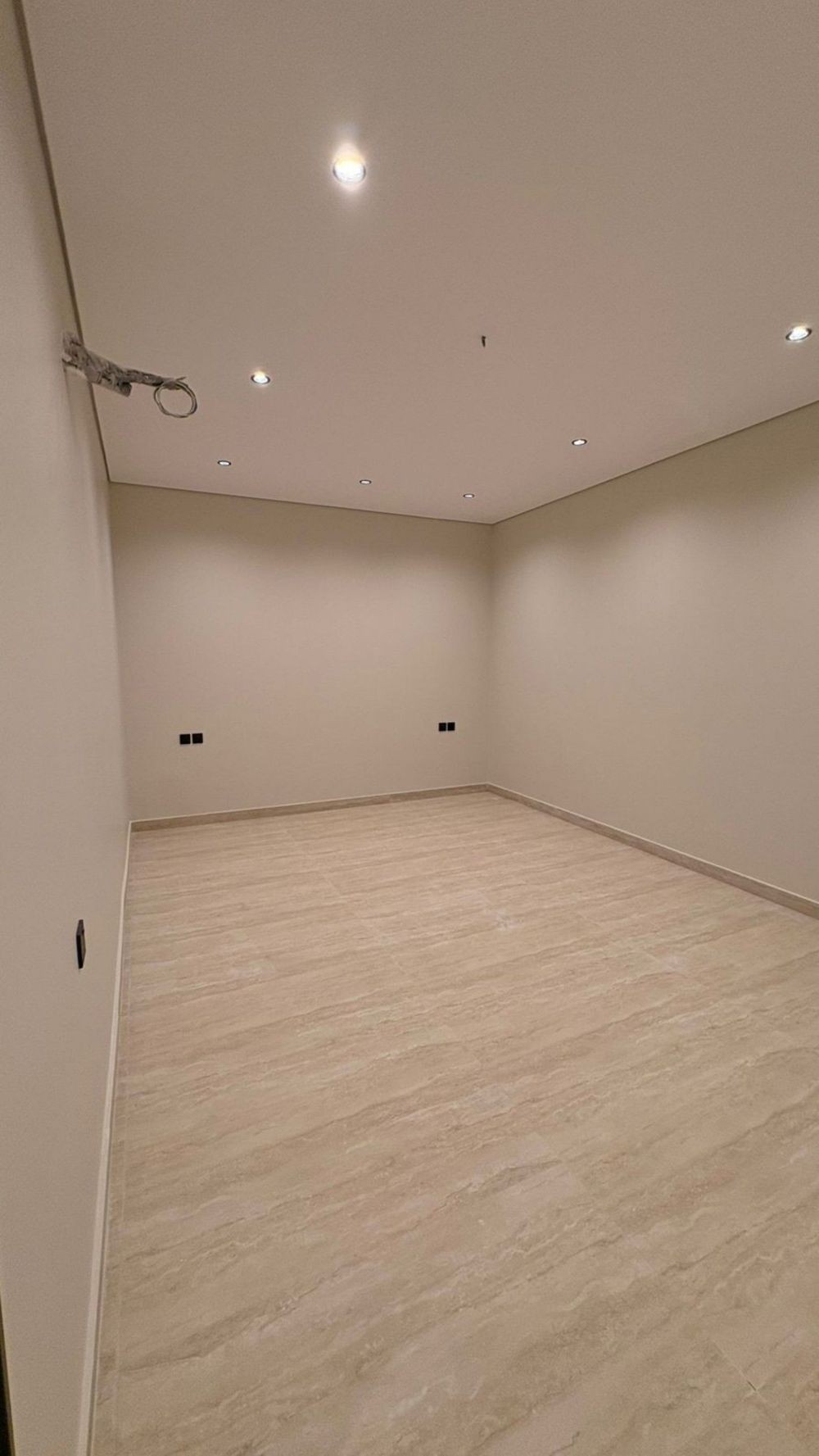 5 bedroom apartment in Shawran, Madinah 11