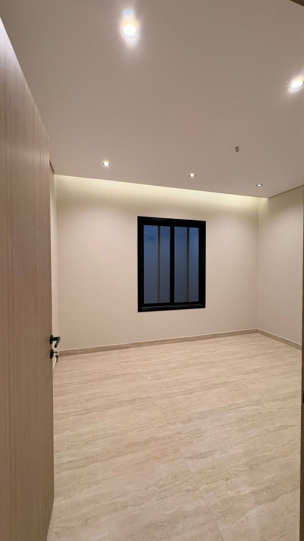 5 bedroom apartment in Shawran, Madinah 10