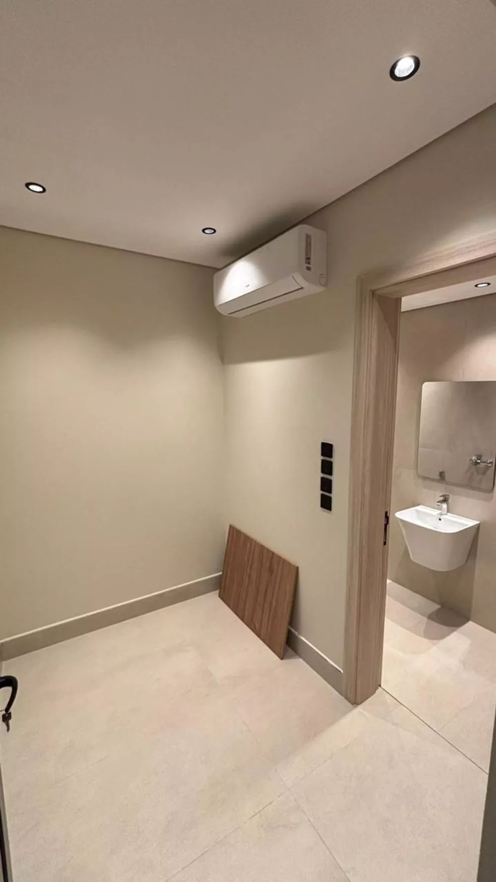 3 bedroom apartment in Al Jamiah, Madinah 16