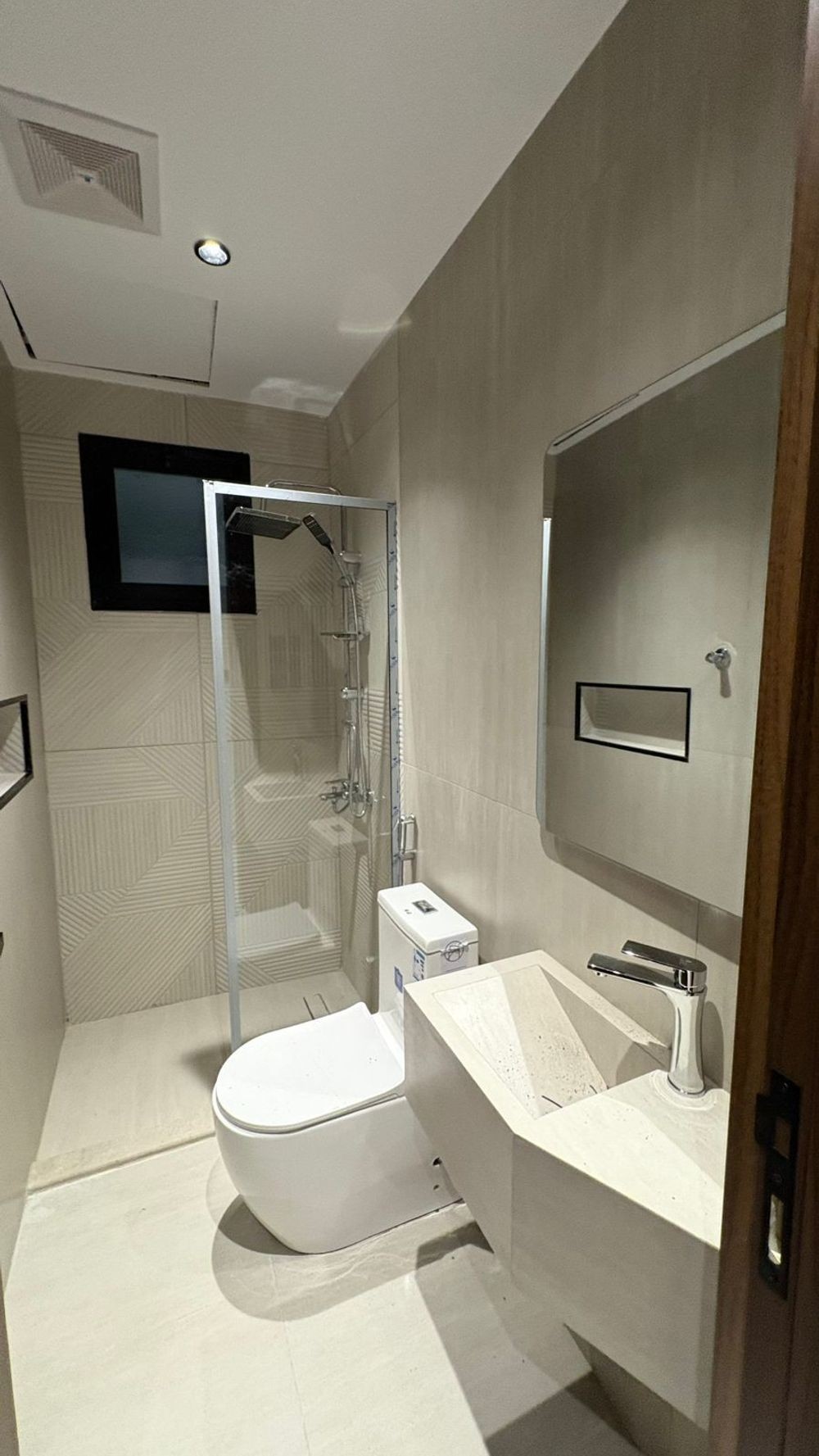 3 bedroom apartment in Shawran, Madinah 8