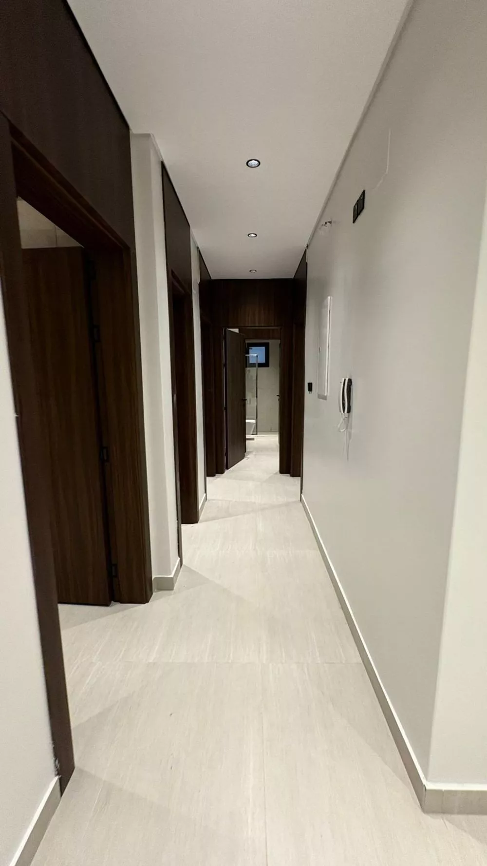 3 bedroom apartment in Shawran, Madinah 5
