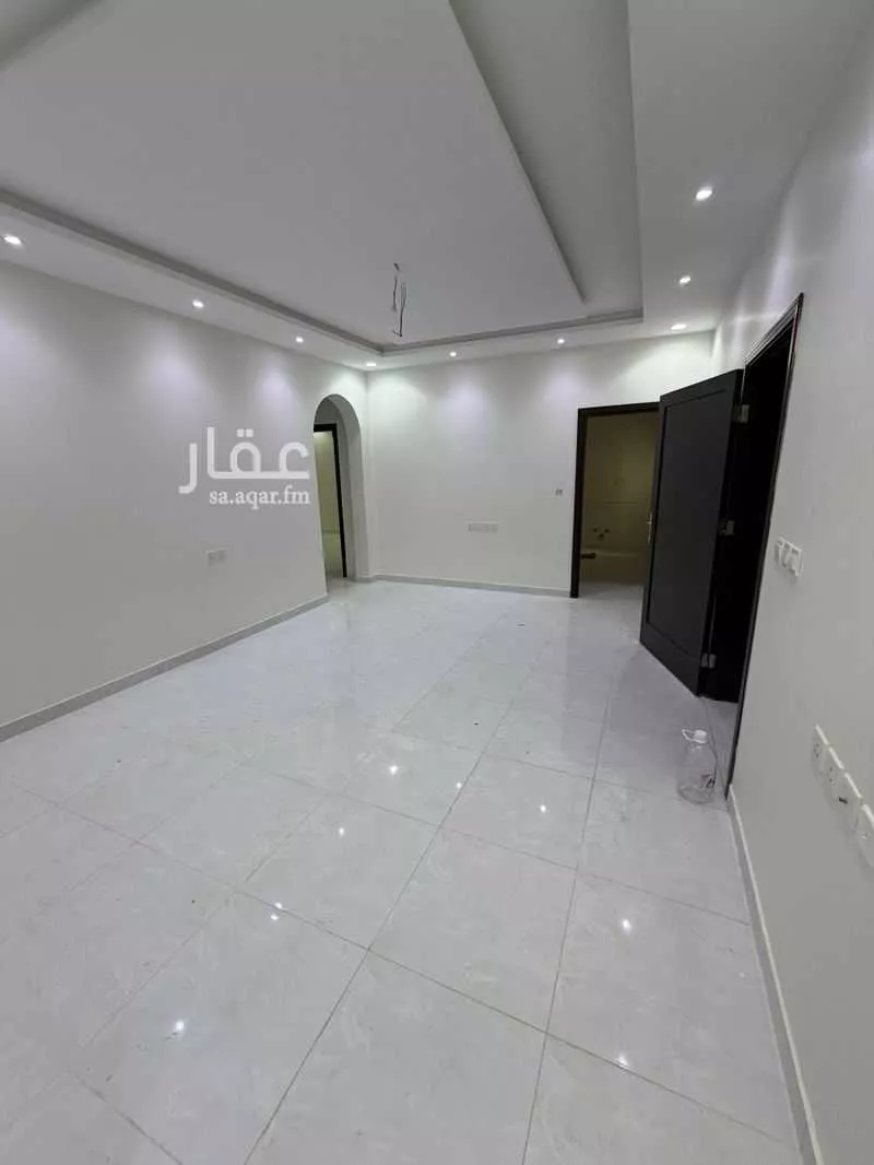 4 bedroom apartment in Ar Riyadh, Jeddah 3