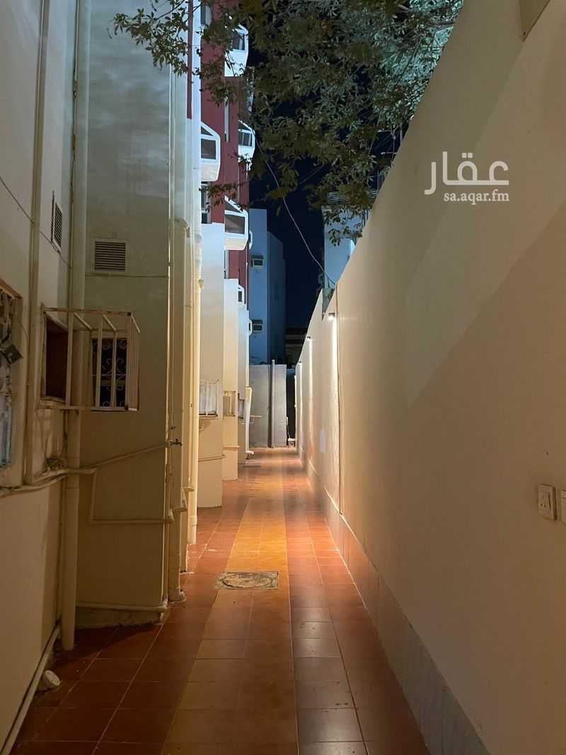 35 bedroom building in Al Ajawid, Jeddah 5