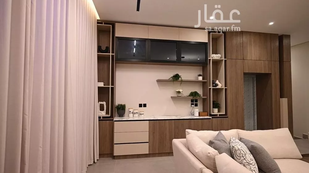 6 bedroom villa in Al Fanar, Eastern Province 8