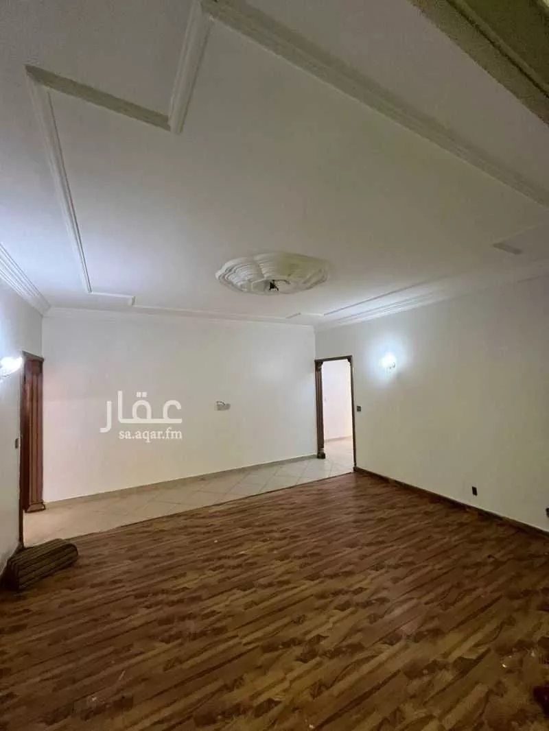 شقة 6 غرف في الاميرعبدالمجيد 17