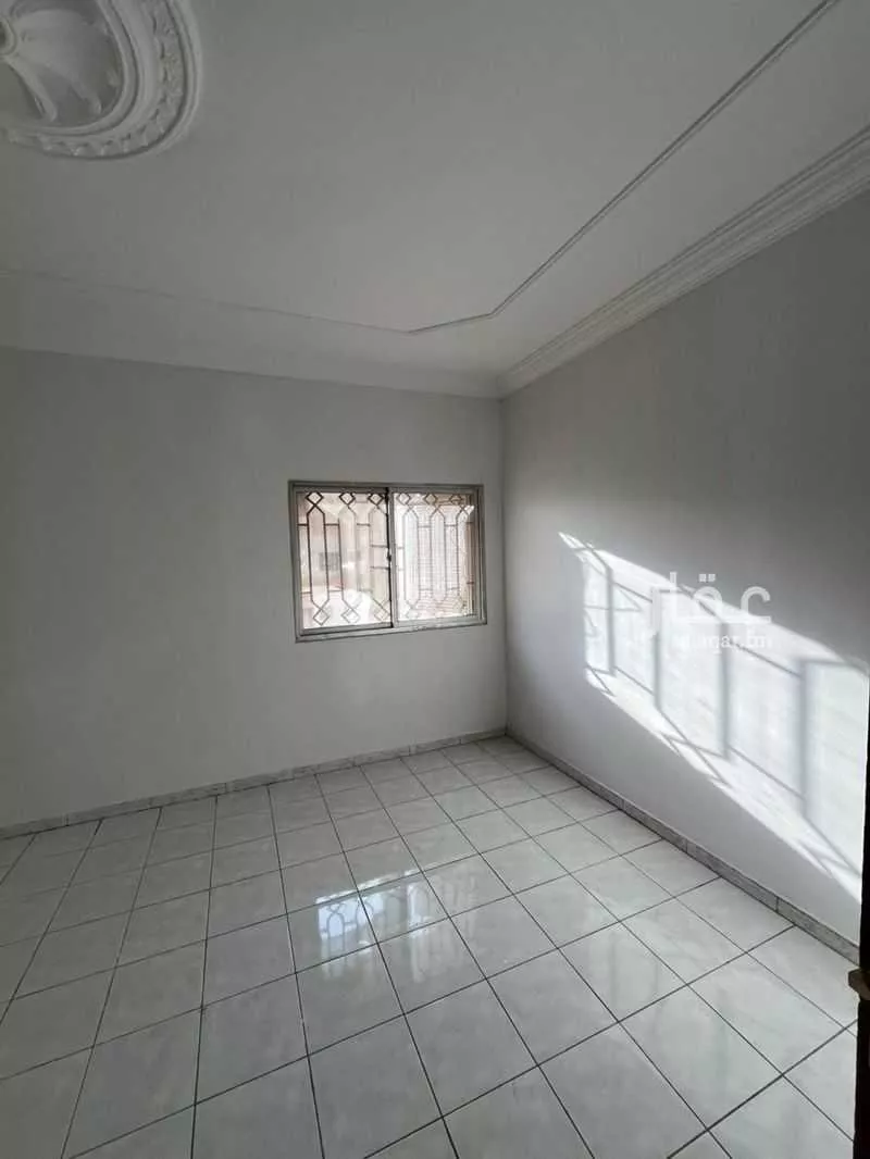 شقة 6 غرف في الاميرعبدالمجيد 22