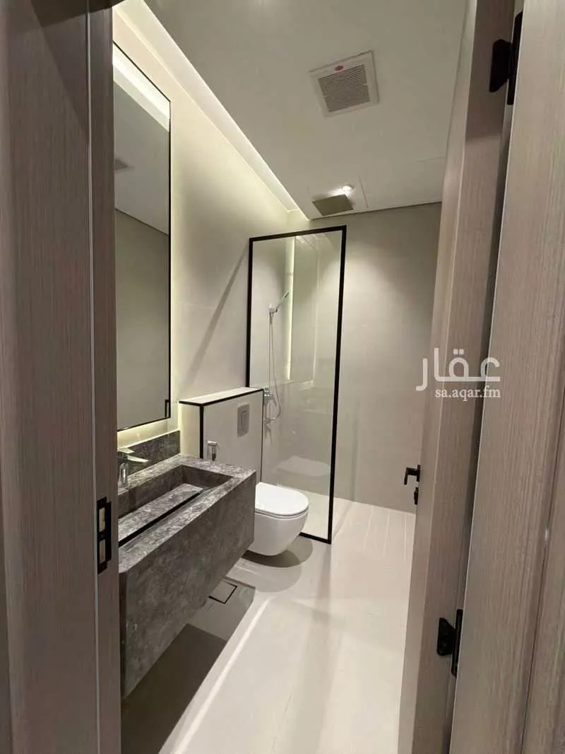 5 bedroom villa in An Nafal, Riyadh 8
