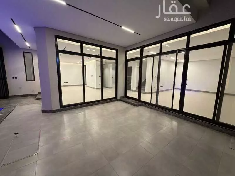 5 bedroom villa in An Nafal, Riyadh 6