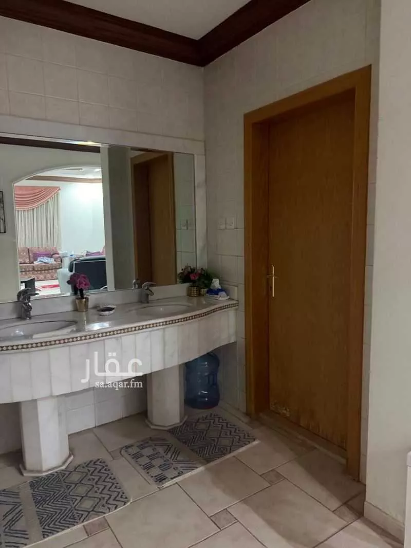 villa in At Taawon, Riyadh 18