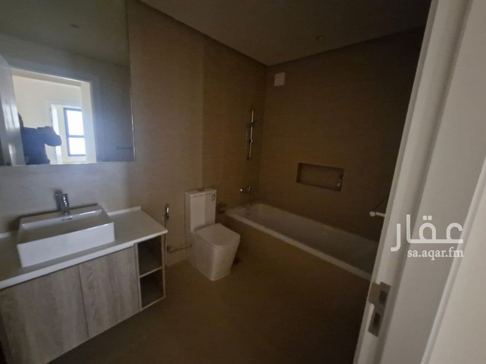 4 bedroom villa in Al Munsiyah, Riyadh 14