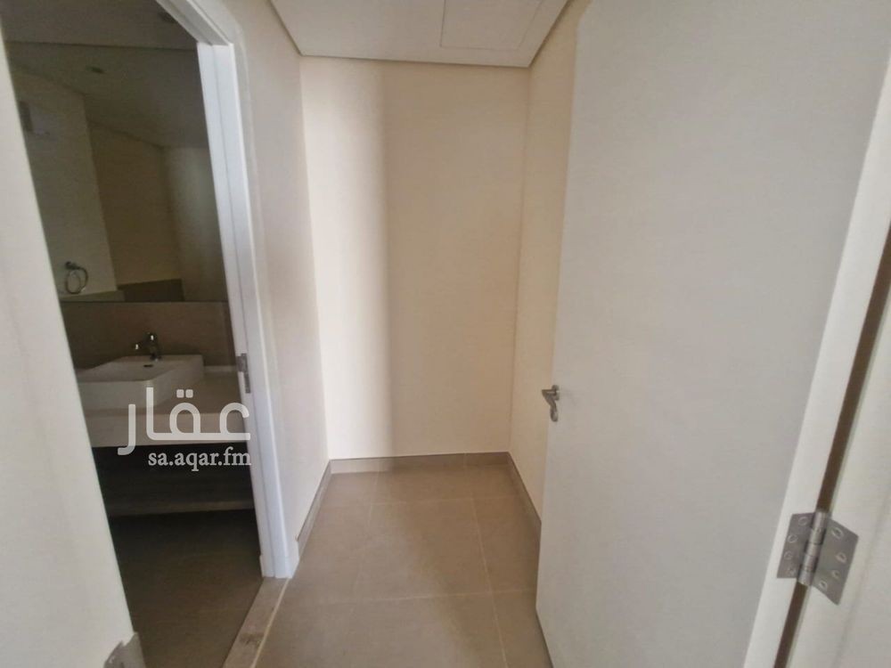 4 bedroom villa in Al Munsiyah, Riyadh 2
