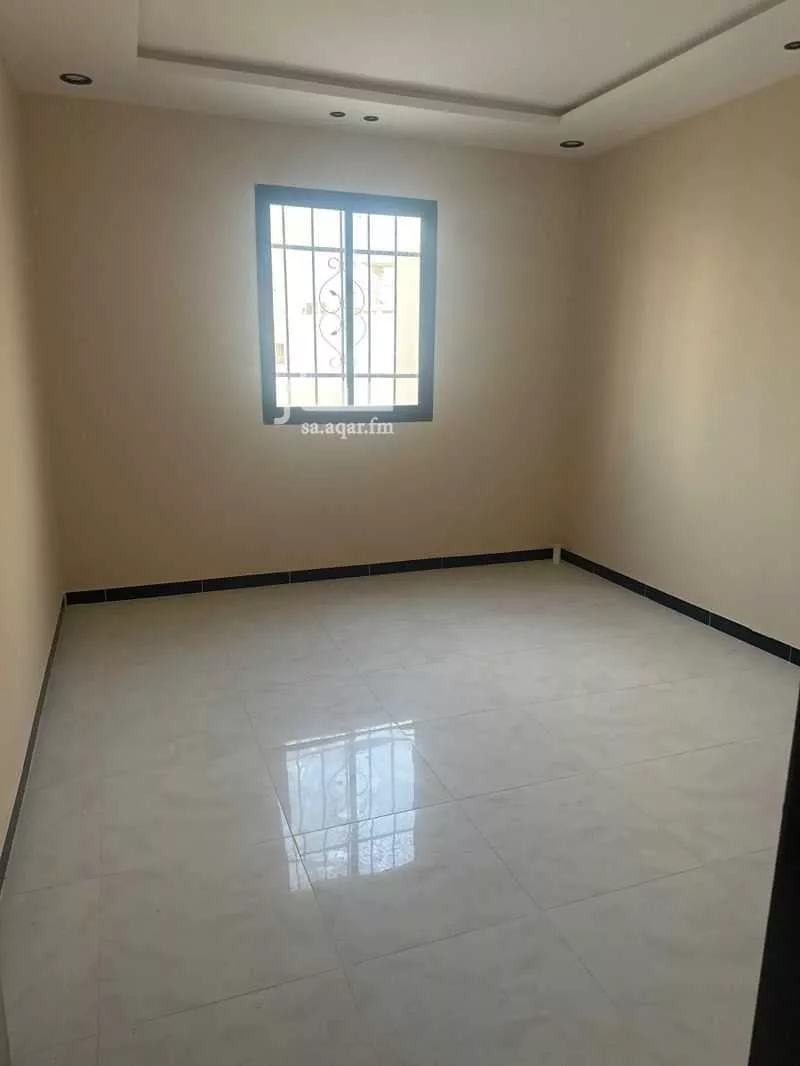 3 bedroom floor in Badr 7