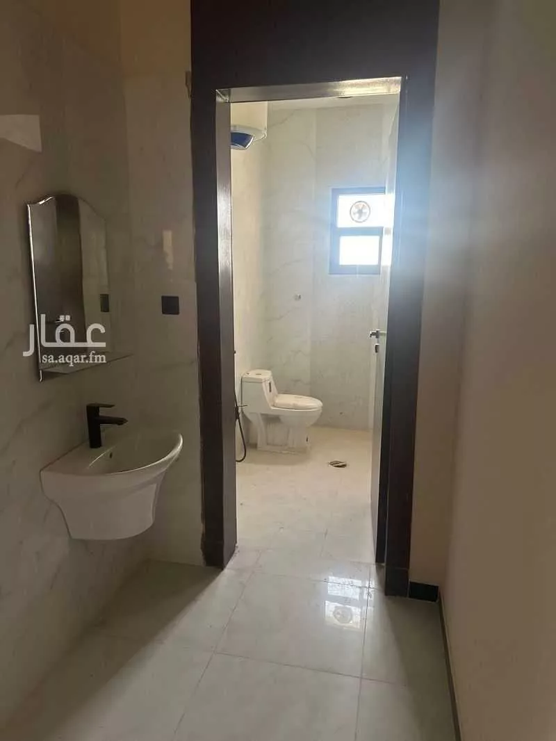 3 bedroom floor in Badr 8