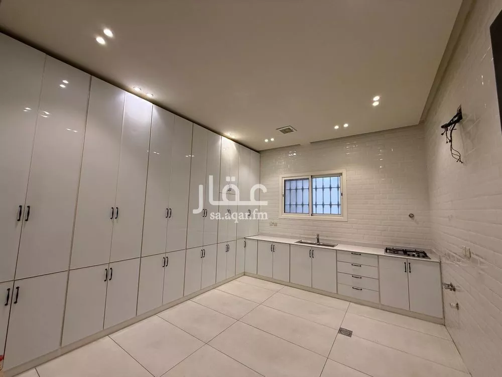 6 bedroom floor in Al Narjis 12