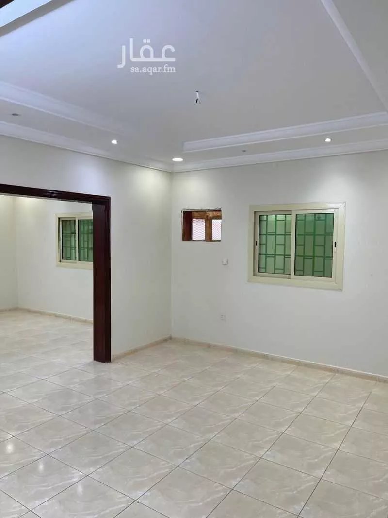 5 bedroom apartment in Al Hamdaniyah 3