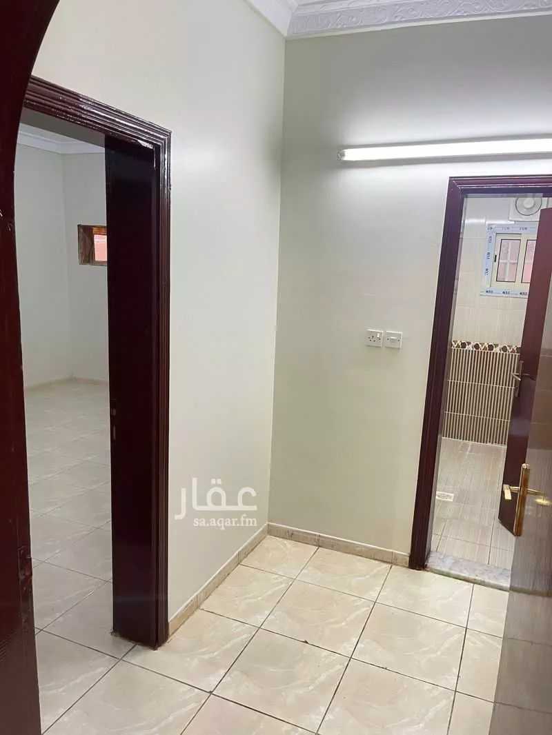 5 bedroom apartment in Al Hamdaniyah 6