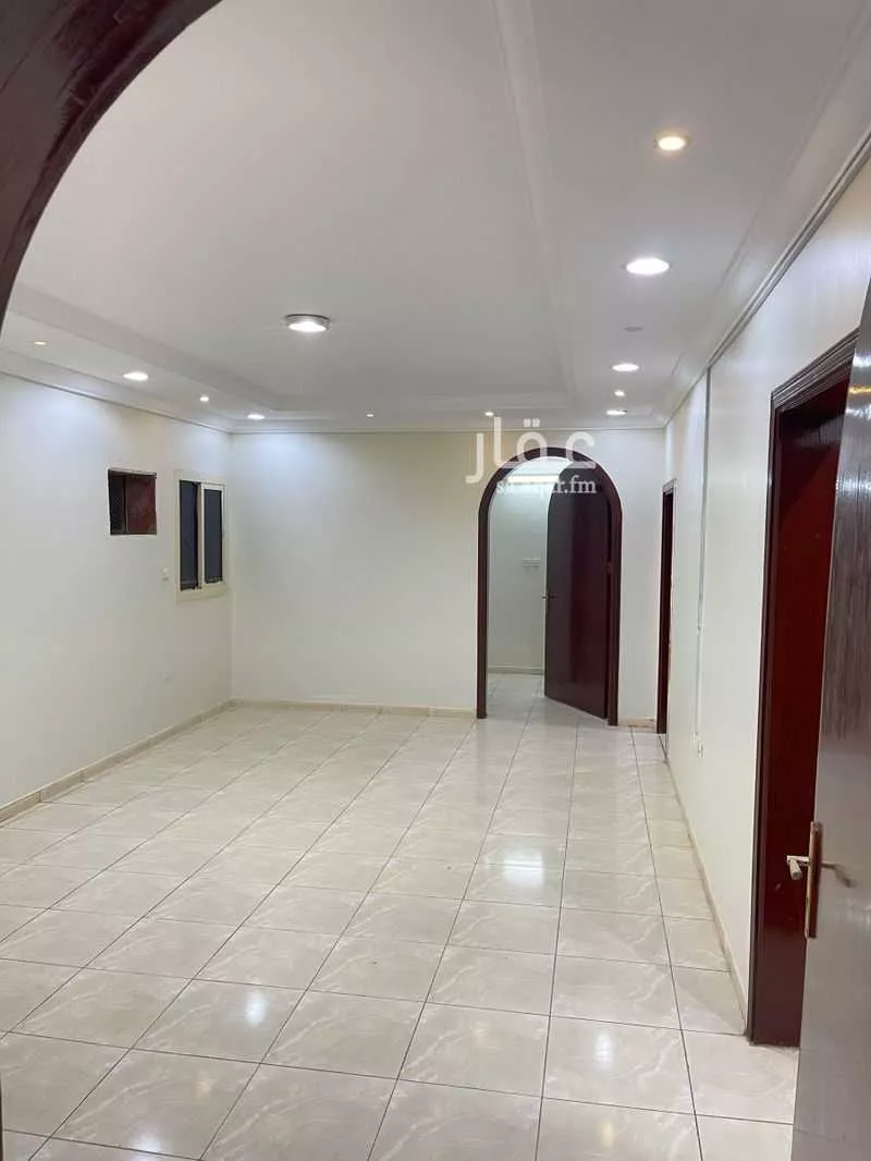 5 bedroom apartment in Al Hamdaniyah 7